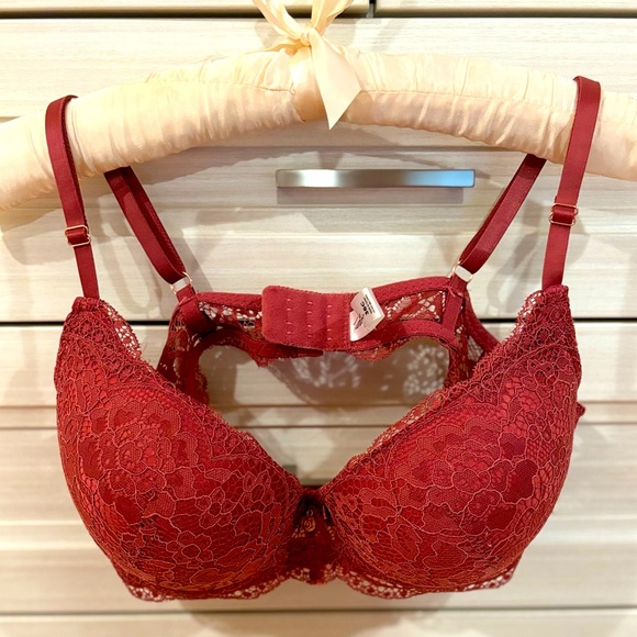 NWOT Lace push-up 36C 💝 - Picture 4 of 9